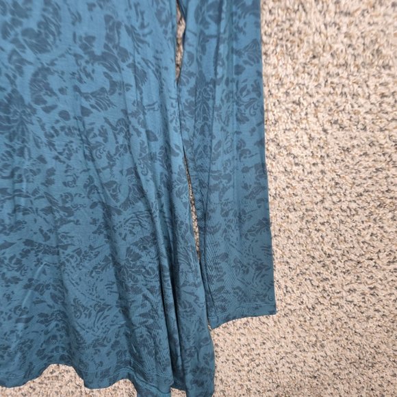 Soft Surroundings Top Womens Small Blue Timely Paisley Print Scoop Neck Tunic - Picture 2 of 7